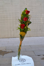 Cargar imagen en el visor de la galería, Ramo de 3 rosas