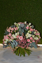 Cargar imagen en el visor de la galería, Ramo tonos rosáceos y blancos