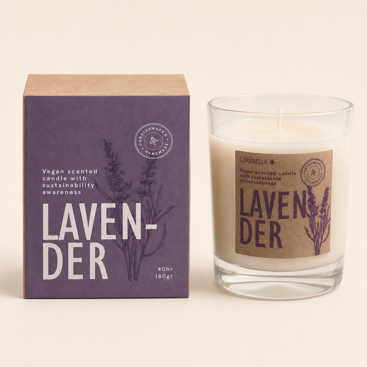 Vela Cerabella Botanics Lavanda sobre fondo beige claro